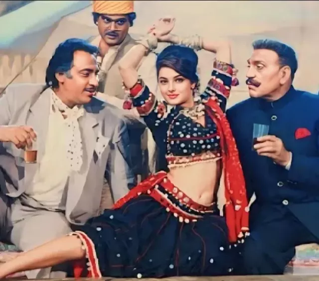 Shri Yamai Mamta Nandgiri, Mamta Kulkarni