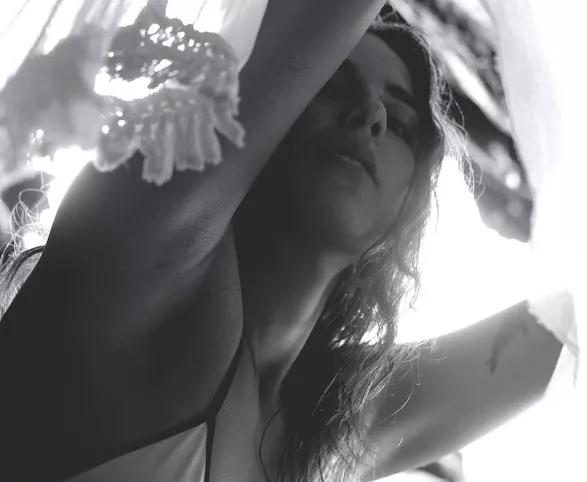 Sanya Sagar, Prateik Babbar