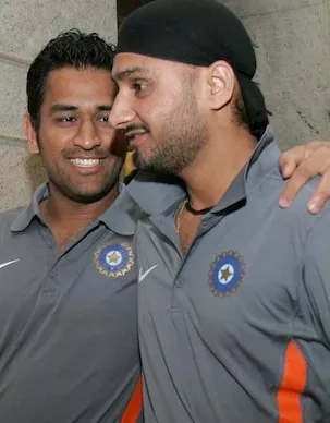 harbhajan, dhoni