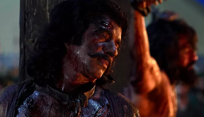 Internet goes gaga over 'Mukkabaaz' actor, Vineet Kumar Singh's performance in Chhaava as 'Kavi Kalash', actor reacts to a fan hoping he soon buys a house in Mumbai