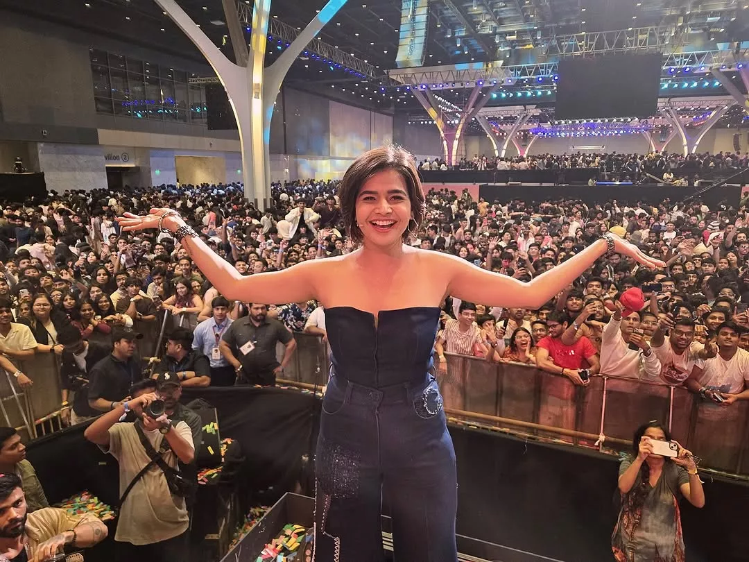 Suhani Shah left school after first grade and became a professional mentalist at the age of seven