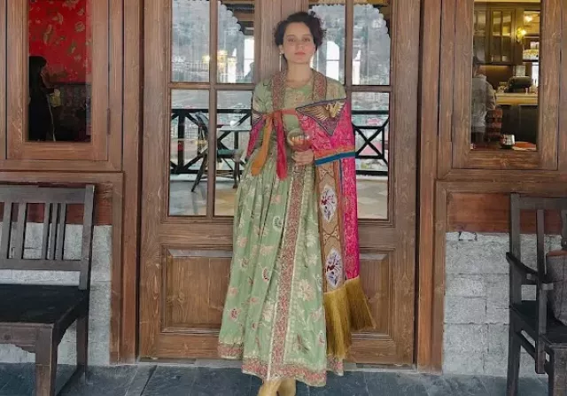 Kangana Ranaut, Shabana Azmi, Javed Akhtar