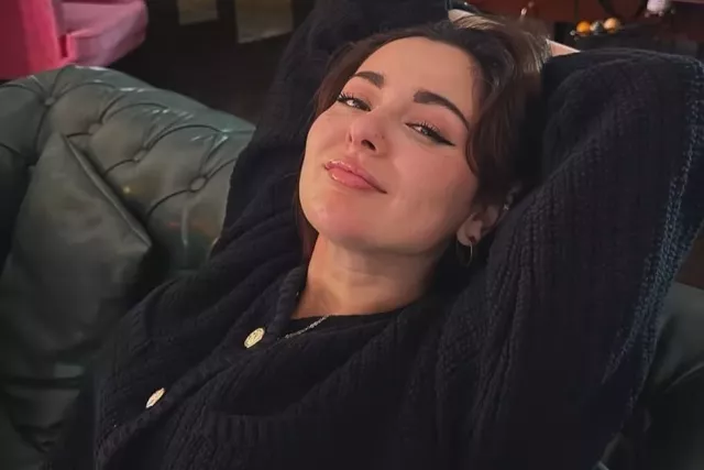 Hania Aamir, Nadia Khan