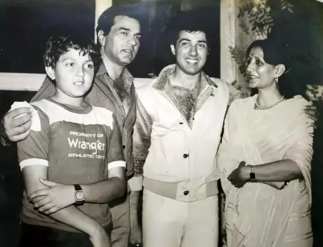 Dharmendra, Bobby Deol