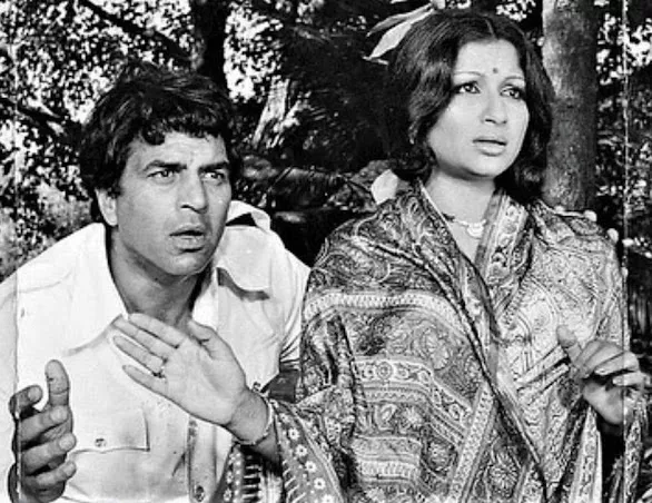 Amitabh Bachchan, Jaya Bachchan, Sharmila Tagore, Dharmendra, Chupke Chupke