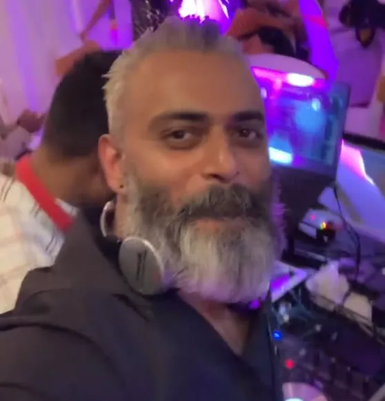 Priyanka Deshpande, Vasi Sachi