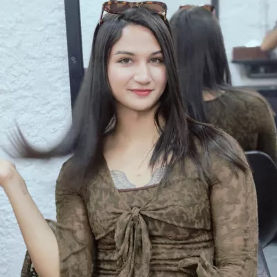 Meet legendary commentator, Sanjay Bangar's daughter, Anaya, who revealed senior cricketers used to send their nudes to her