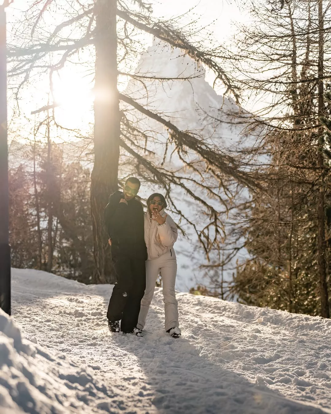 Riya Jain, Akash Thawrani