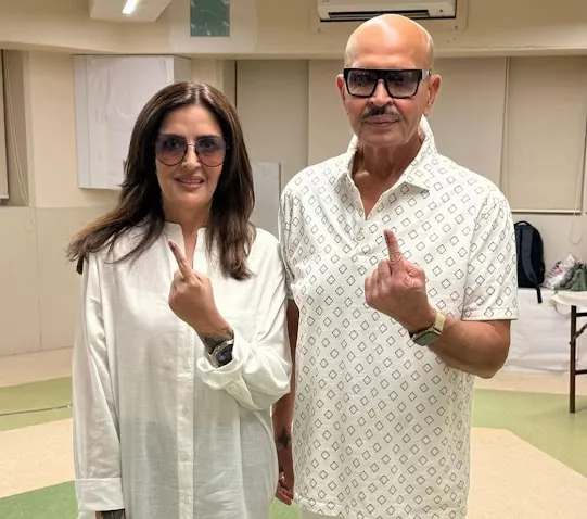 Sunaina Roshan, Hrithik Roshan, Rakesh Roshan