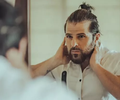 Navina Bole, Bakhtyar Irani, Sajid Khan