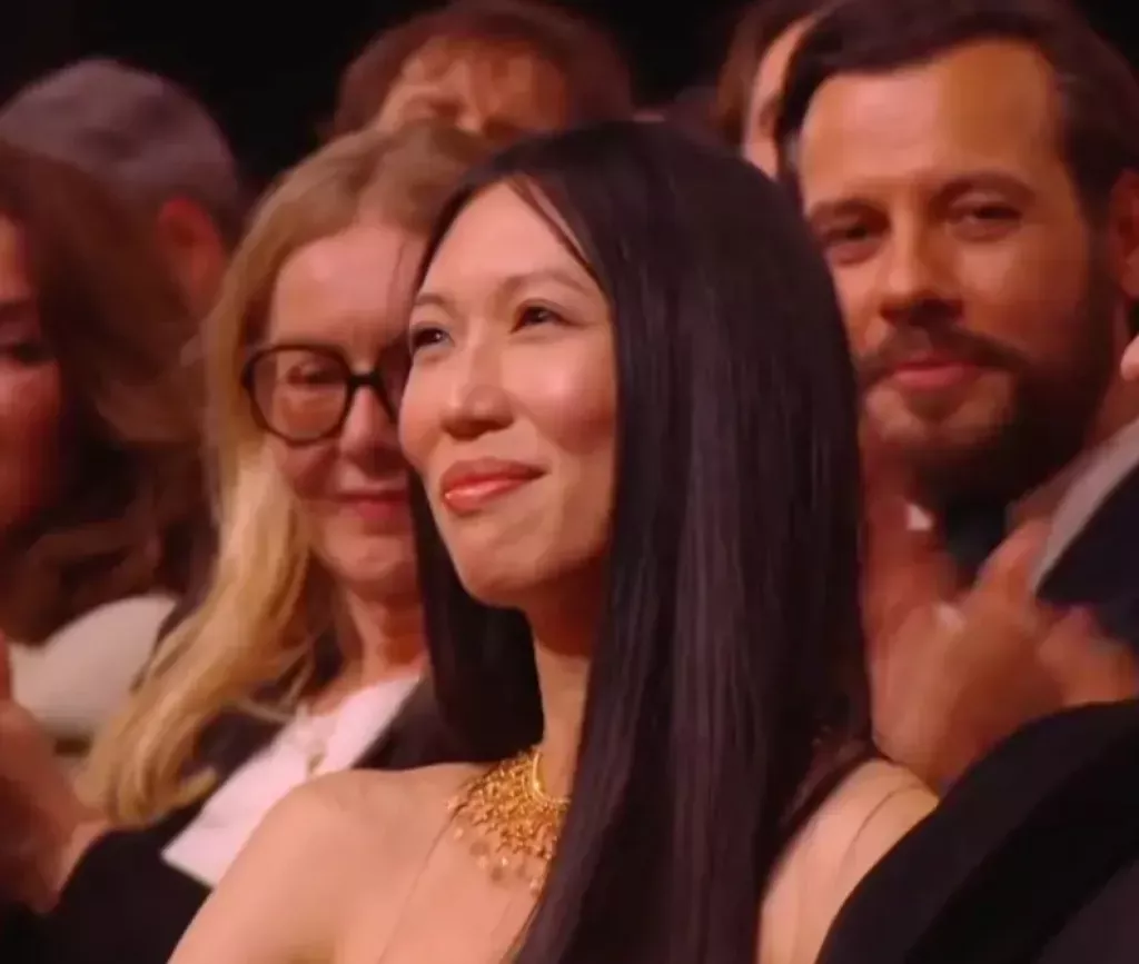 Jim Carrey wife Min Ah