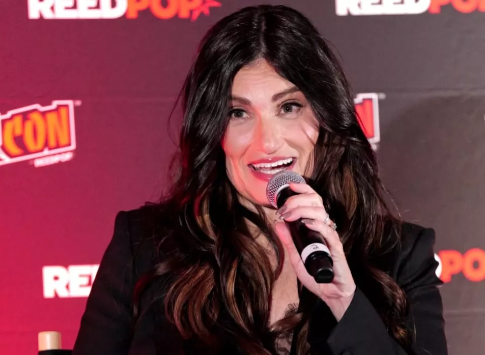 Idina Menzel