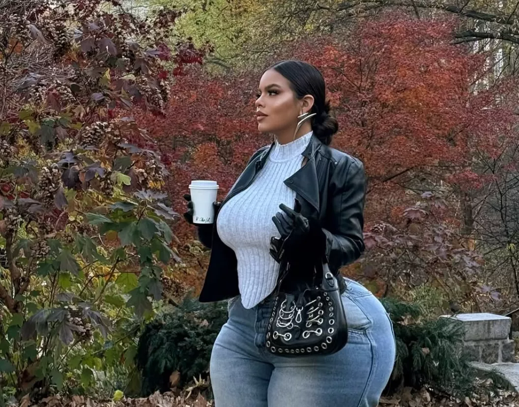 Gracie Bon