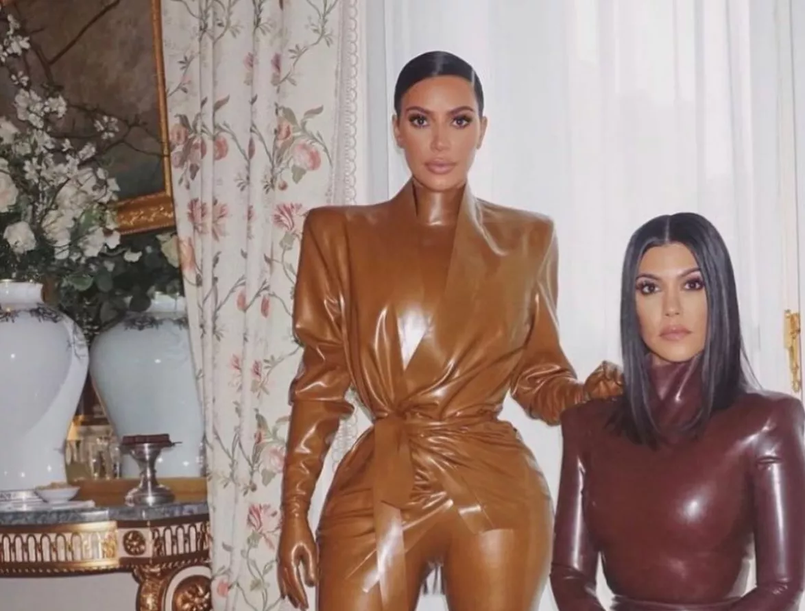 Kourtney and Kim Kardashian