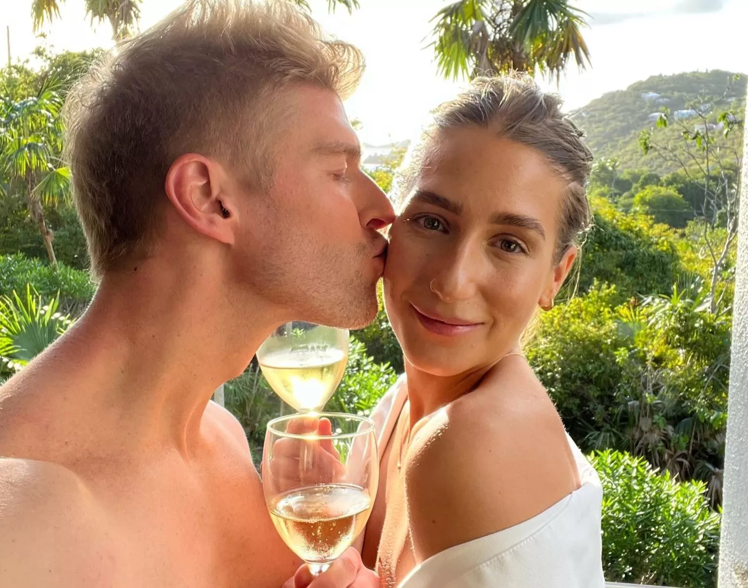 Kyle Cooke and Amanda Batula