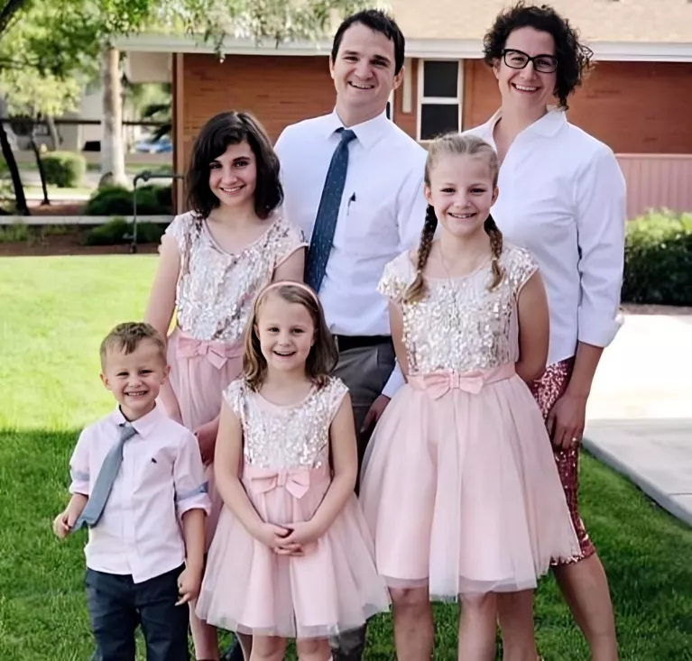 Why Is 'Diff'rent Strokes' l, Todd l, And Bettijo Getting Divorced? Here's What We Know About It  4