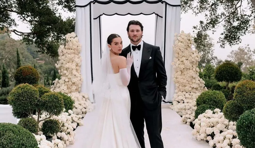 How Are Josh Allen And Hailee Steinfeld Preparing To Welcome Their First Baby? Here's What We Know  4