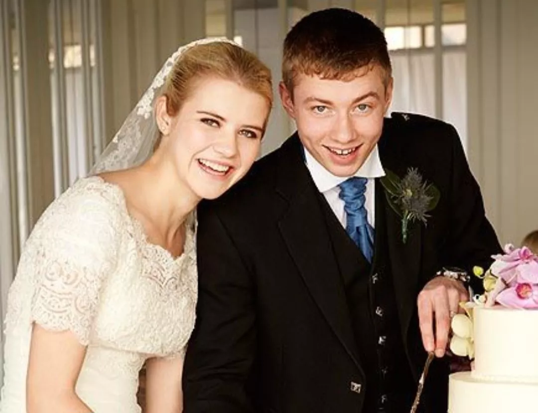 Who Is Matthew Gilmour? All About Elizabeth Smart's Life, Husband, And Family After Her Chilling Ordeal  1