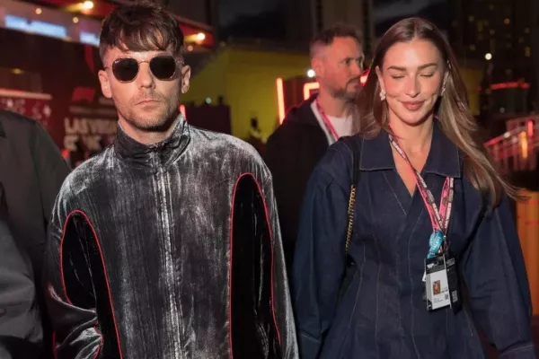 Louis Tomlinson and Zara McDermott