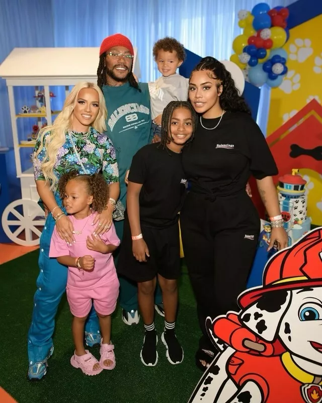 Derrick Anderson with family