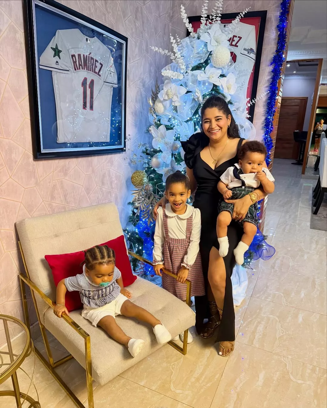 Jose Ramirez's wife and kids