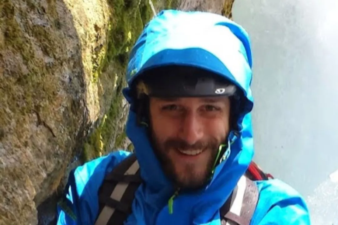 Who Is Alex Jeffrey Pretti? All About 37-Year-Old Nurse Shot By US Border Patrol Agents In Minneapolis  2