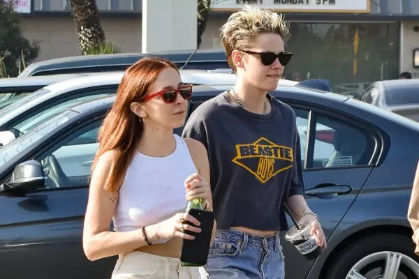 Kristen Stewart and Sara Dinkin