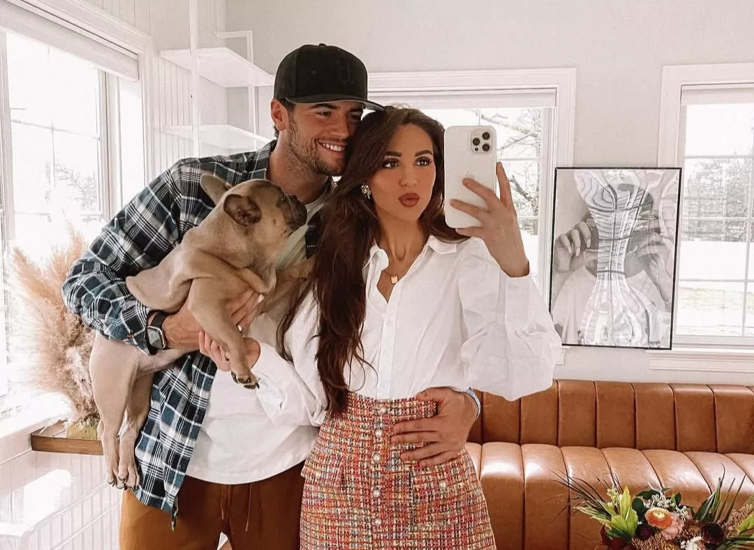 Who Is Broncos QB Jarrett Stidham's Wife, Kennedy? New Mom Of Three Stuns At AFC Championship  