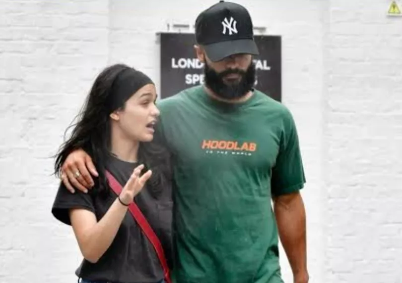 Did Rachel Zegler Break Up With Her Boyfriend, Nathan Louis-Fernand? Here's Why Fans Think So 4