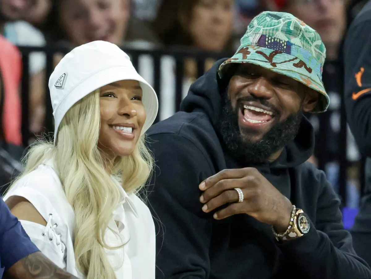 LeBron James' Wife, Savannah, Recalls Her Dating Life Before Meeting Him: 'I Had All The Boyfriends..' 3