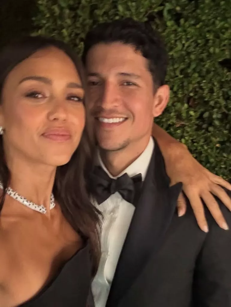 Danny Ramirez and Jessica Alba