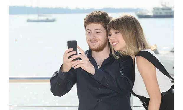 Jennette McCurdy and Jesse Carere