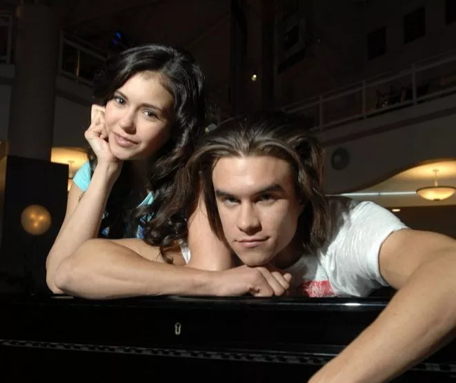 Nina Dobrev Dating History