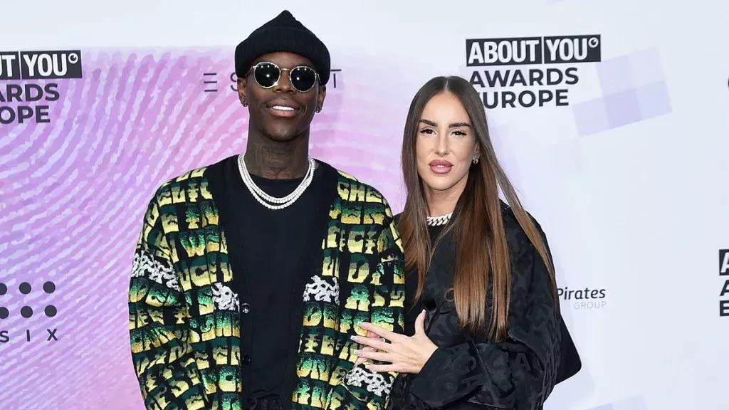 Dennis Schroder and his wife