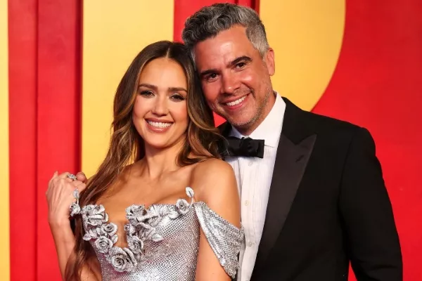 Jessica Alba and Cash Warren