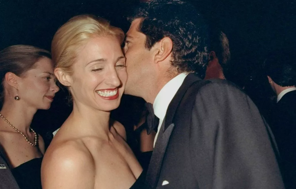 Who Got John F Kennedy Jr. and Carolyn Bessette's USD 30-50 Million Wealth? Here's What We Know  2