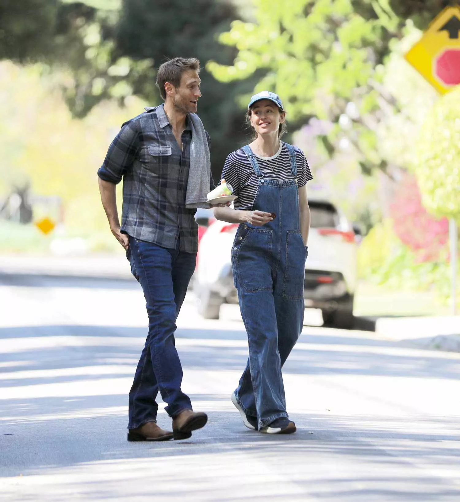 John Miller and Jennifer Garner