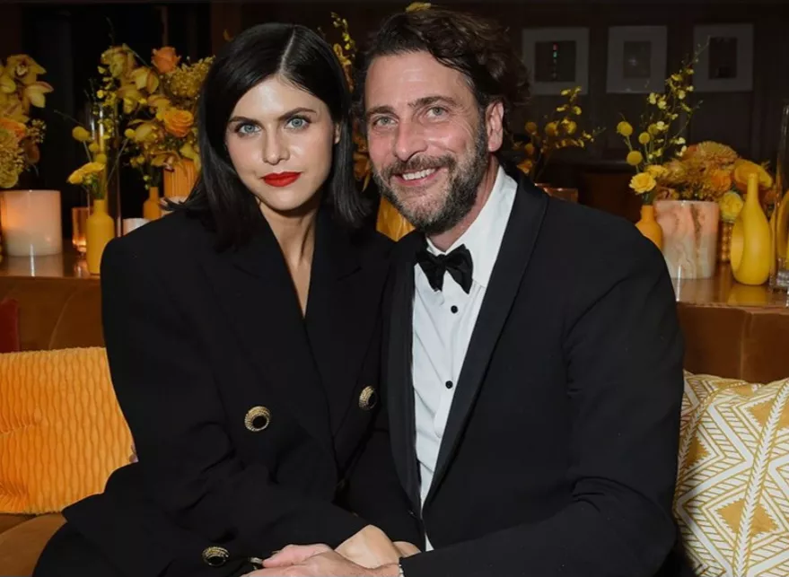 Why Have Alexandra Daddario And Andrew Form Decided To Split After 3 Years? Duo Says, 'The Decision..' 1