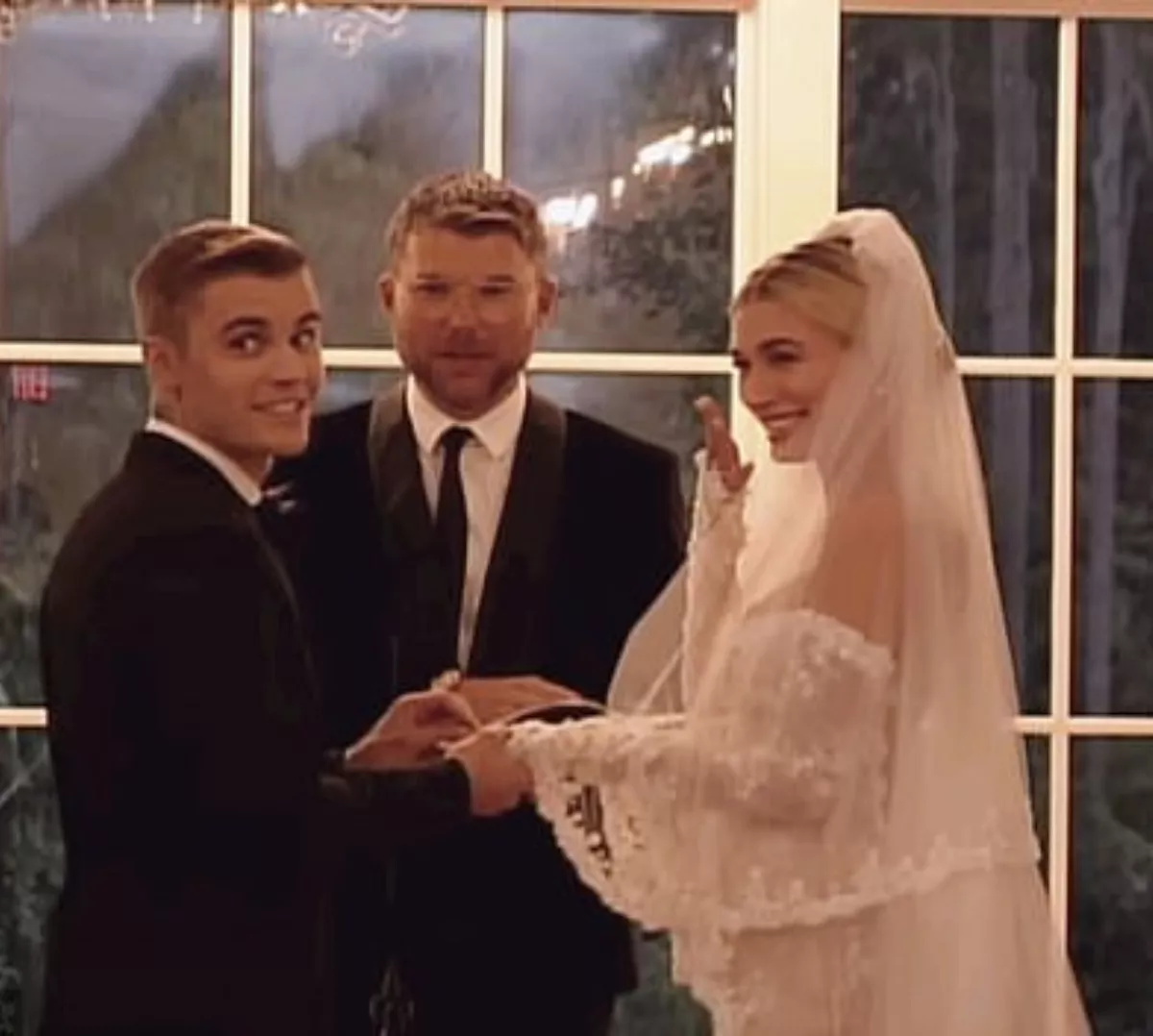 hailey and justin bieber