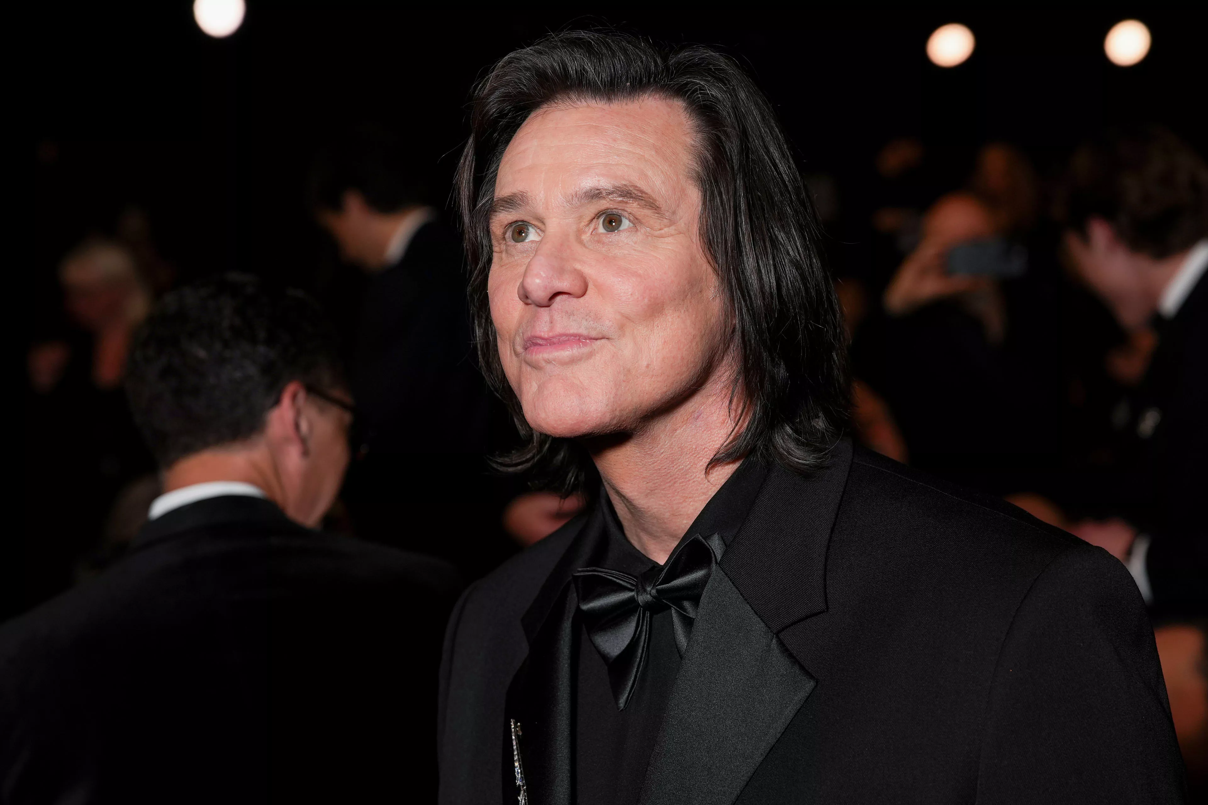 Why Does the Internet Think Jim Carrey Is Replaced By A Body Double? Eye Colour, Expressions, And More