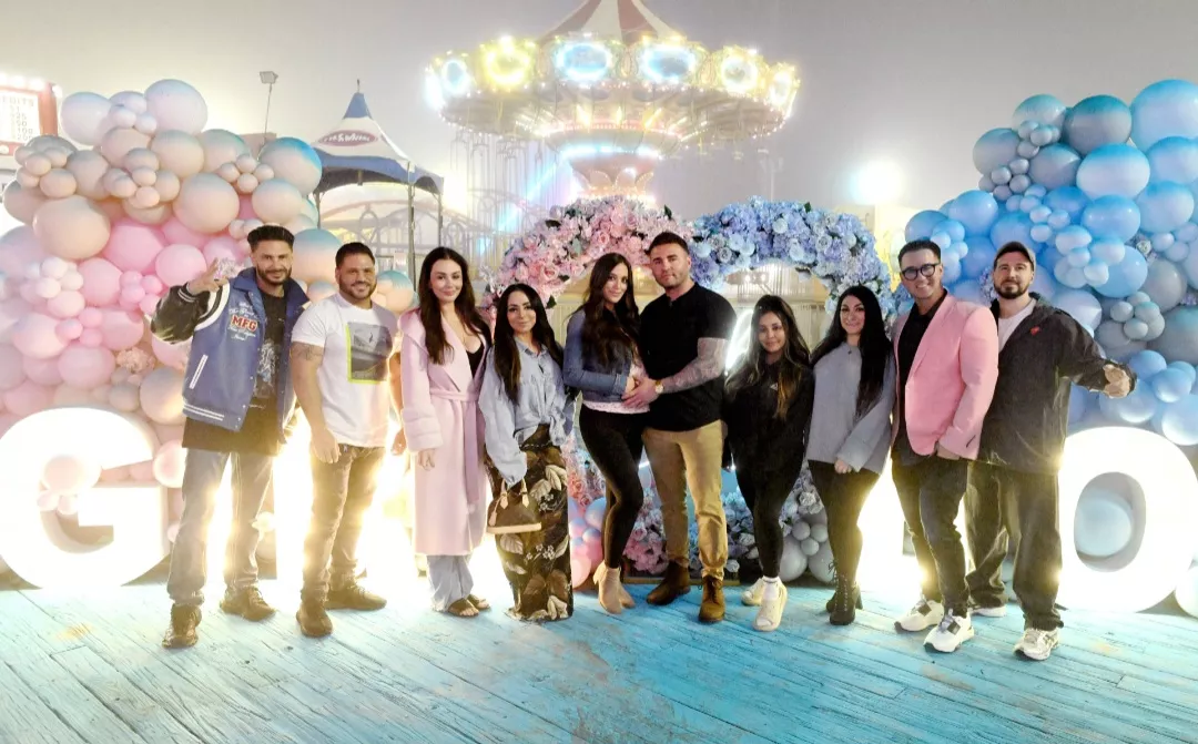 Why Is 'Jersey Shore Family Vacation' Ending? All About Last Season's Release Date, Plot, And More  4