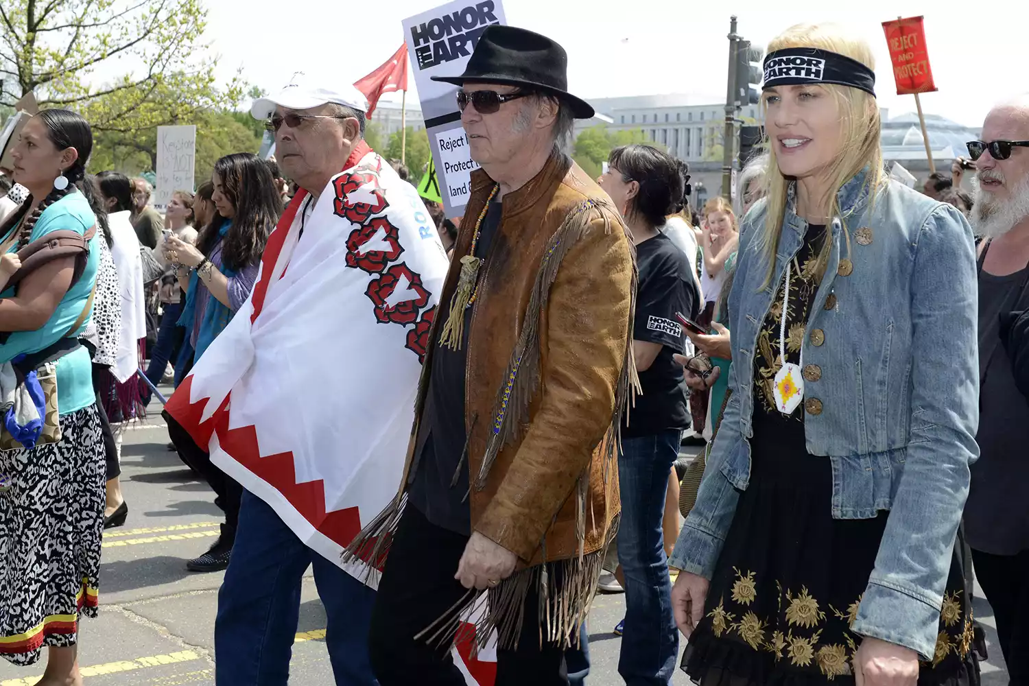 Did JFK Jr's Ex, Daryl Hannah, Marry Neil Young? Here's The Real Truth Amid 'Ryan Murphy's 'Love Story' 1