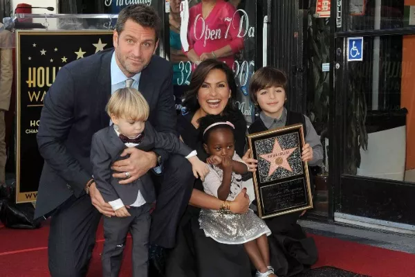 Mariska Hargitay and Peter Hermann