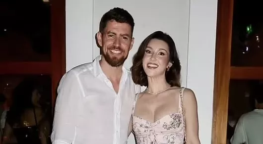 Cat Cavelli  and Jude Law