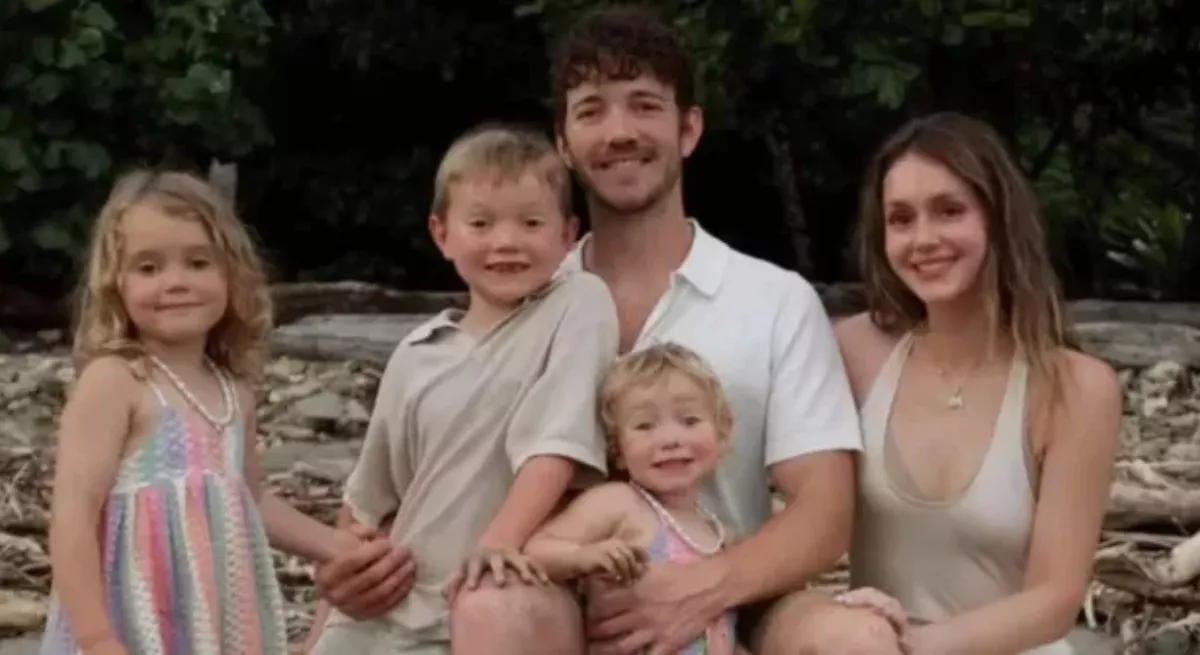 जैस और मिकायला