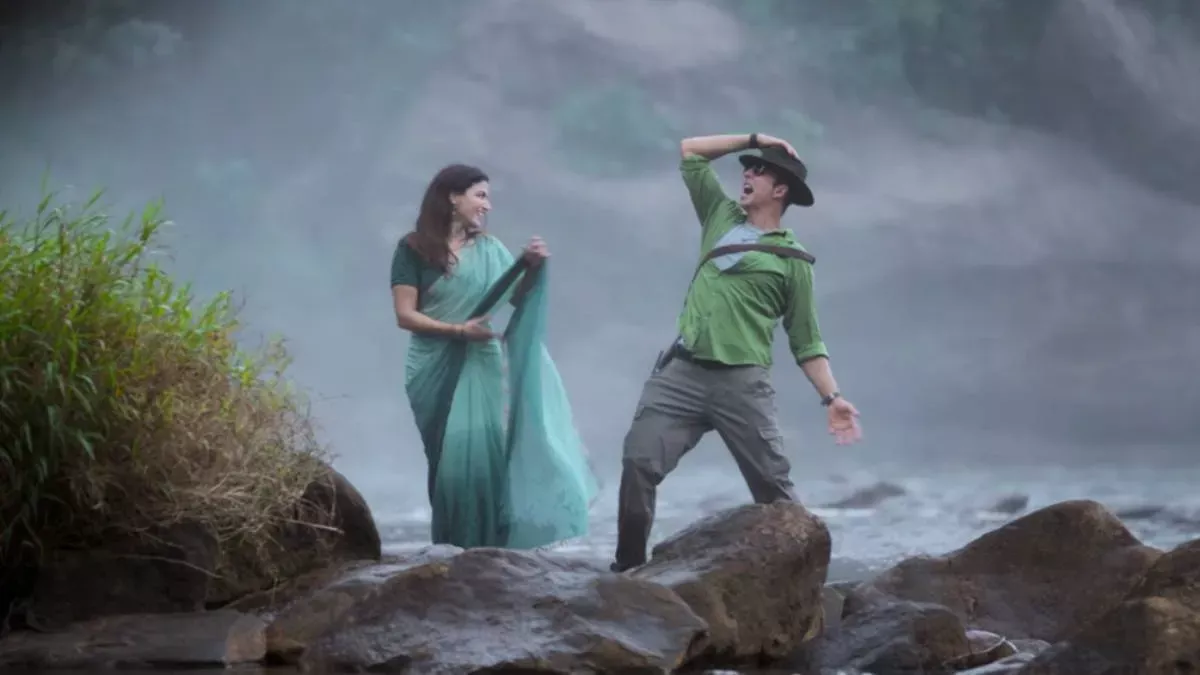 Akshay Kumar and Wamiqa Gabbi