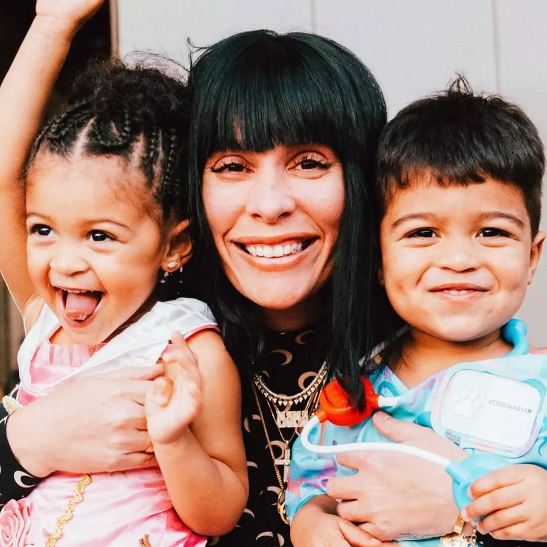 Usher's wife, Jennifer and their children