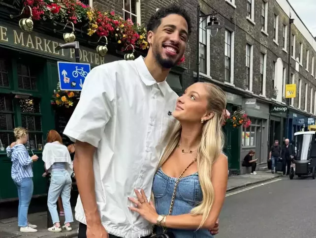 टायरेस हैलिबर्टन और प्रेमिका जेड जोन्स