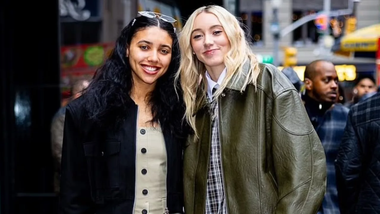 Paige Bueckers and Azzi Fudd