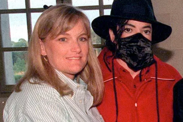 Debbie Rowe